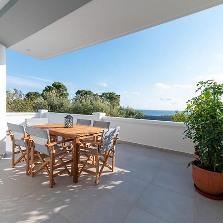 Rizes Seaside Homes Vromonerion Экстерьер фото