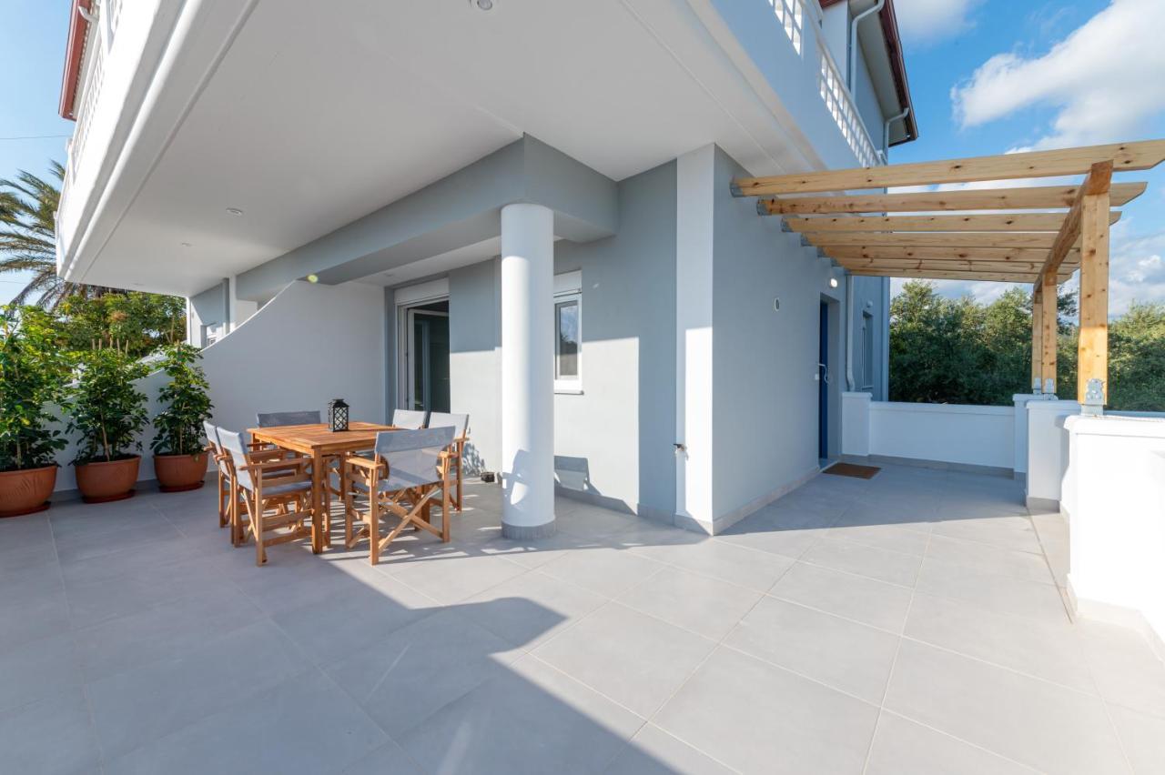 Rizes Seaside Homes Vromonerion Экстерьер фото